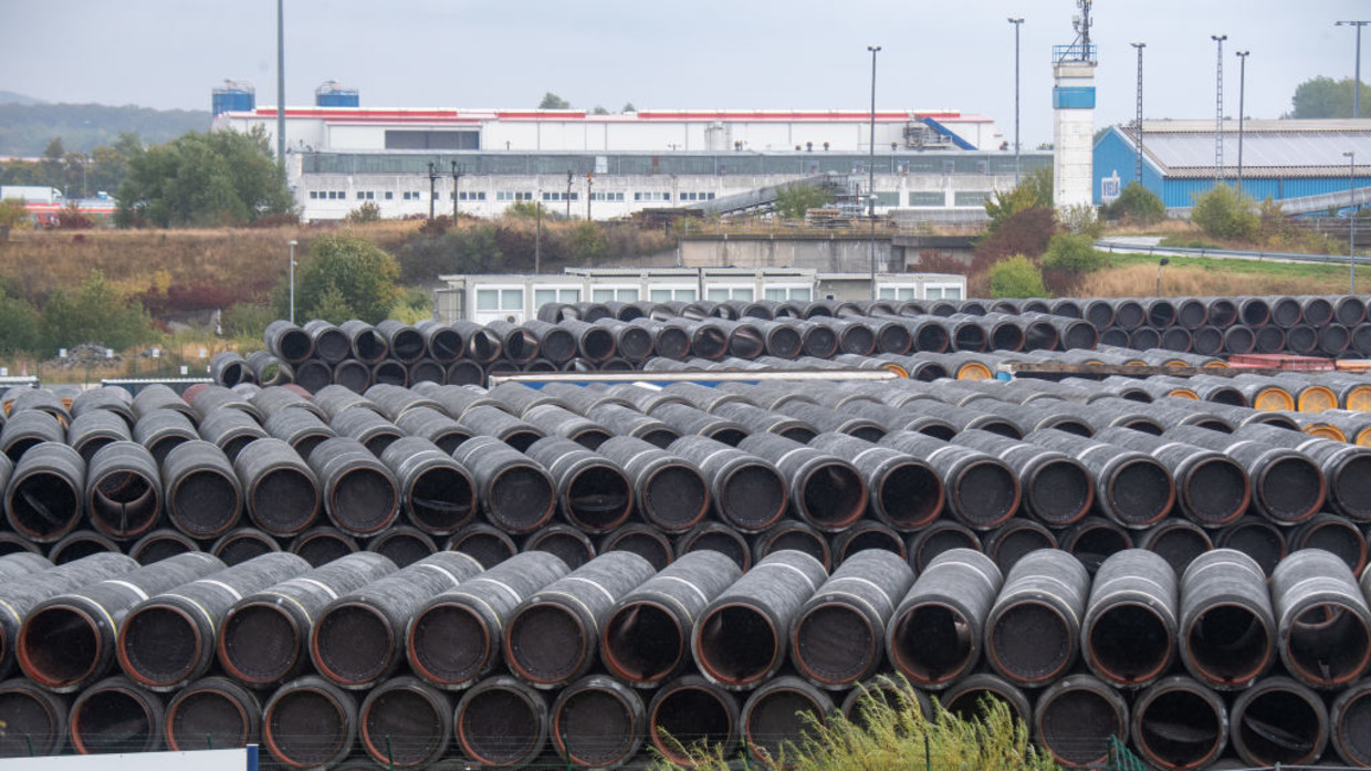 Các đường ống chưa sử dụng phục vụ tuyến đường ống khí đốt Nord Stream 2.