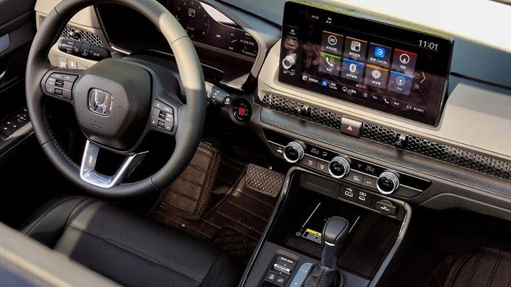 Honda CR-V 2023 được trang bị bảng đồng hồ kỹ thuật số 7 inch sau vô lăng, hệ thống âm thanh Bose 12 loa, màn hình cảm ứng trung tâm 10,1 inch
