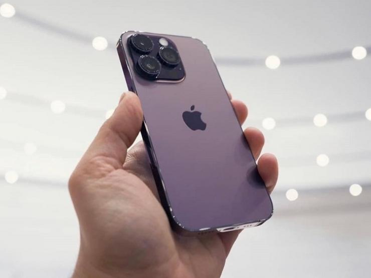 Thị trường - Tiêu dùng - Cận ngày iPhone 14 mở bán tại Việt Nam, hàng loạt điện thoại "bốc hơi" cả chục triệu đồng