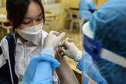 Tin tức trong ngày - Sở Y tế TP HCM đề nghị cung cấp danh sách phụ huynh là nhân viên y tế chưa tiêm vắc-xin cho con