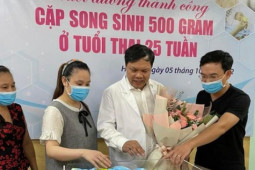 Sức khỏe đời sống - Hành trình kì diệu cứu sống cặp song sinh nặng 500gram hiếm gặp