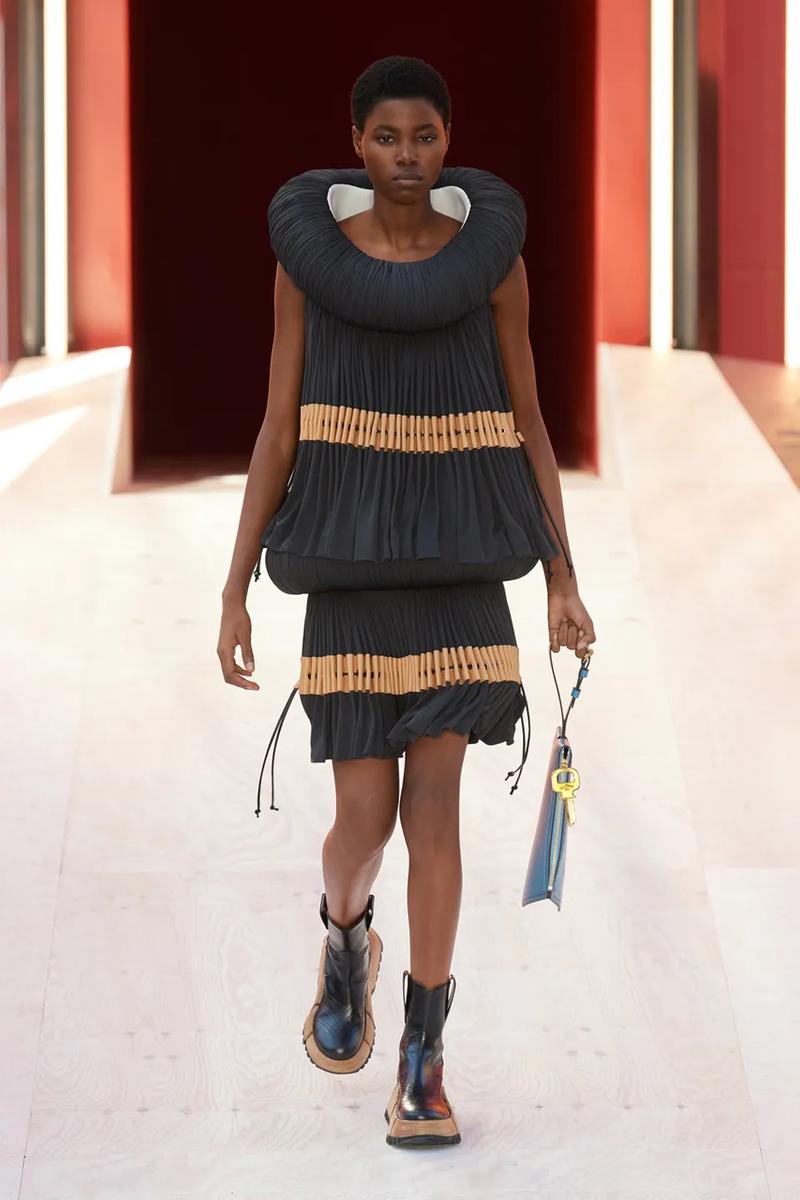 Louis Vuitton kết thúc Tuần lễ thời trang Paris với cải tiến trang phục ready to wear - 21