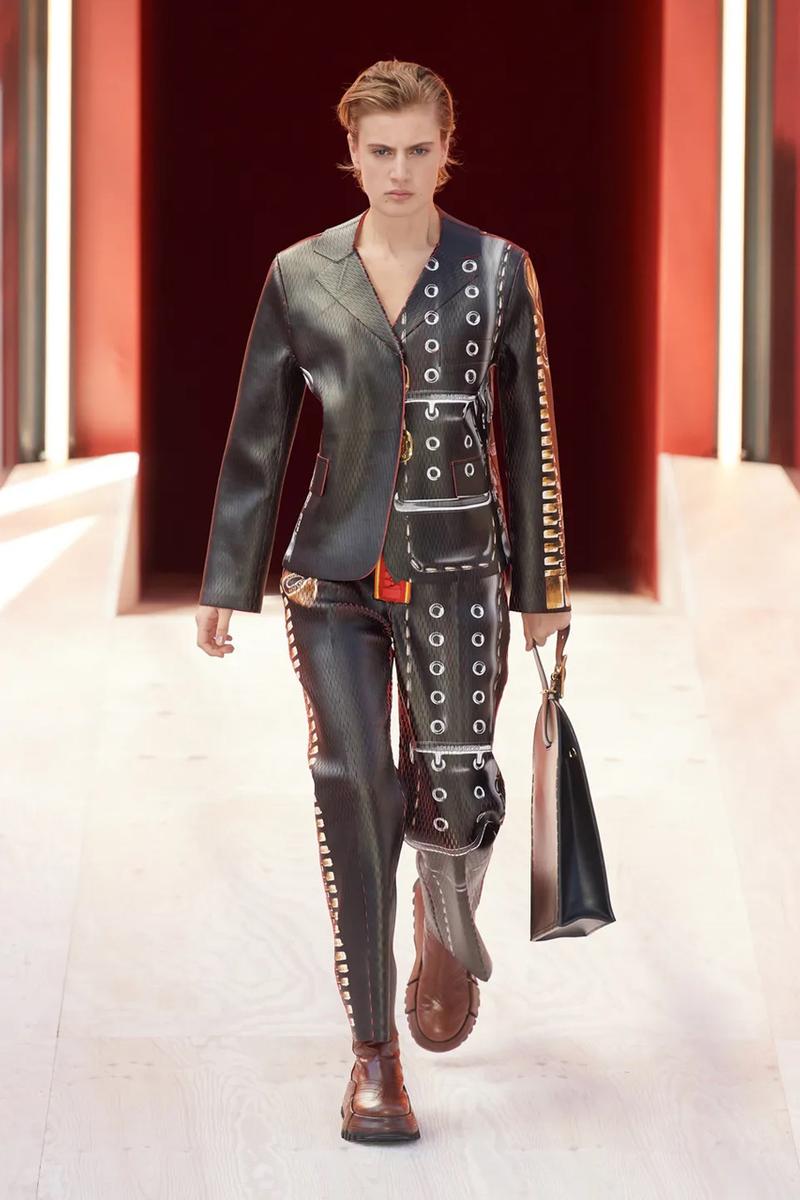 Louis Vuitton kết thúc Tuần lễ thời trang Paris với cải tiến trang phục ready to wear - 18
