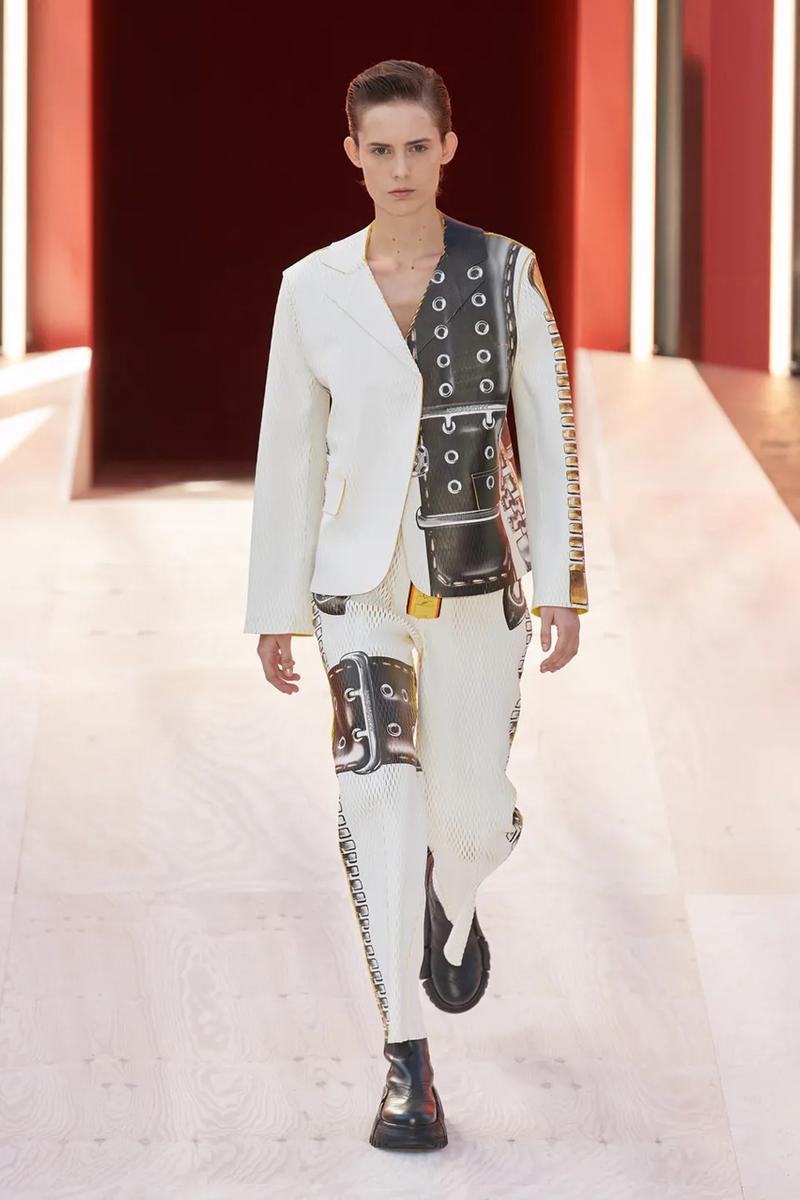 Louis Vuitton kết thúc Tuần lễ thời trang Paris với cải tiến trang phục ready to wear - 17