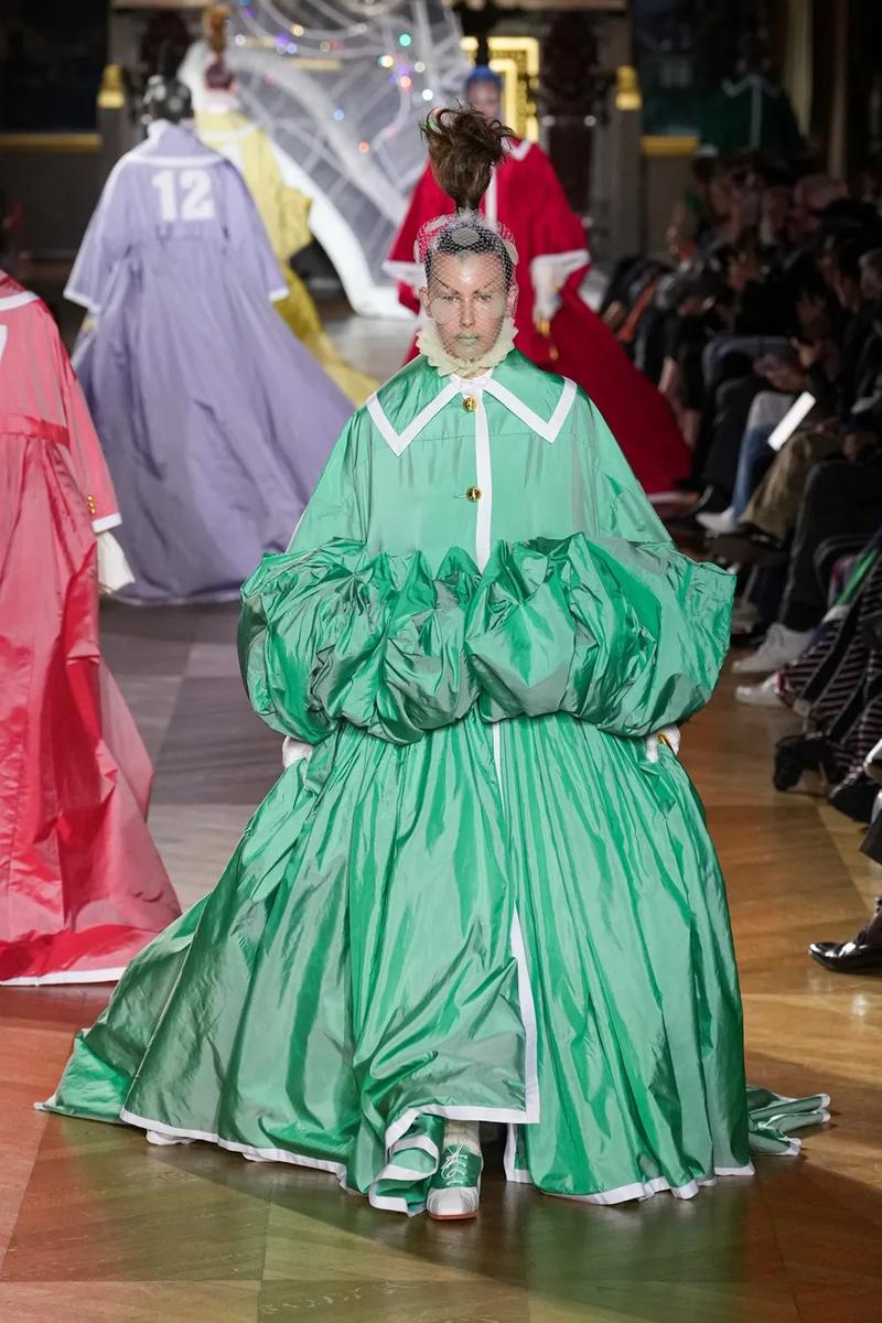 Thom Browne tiếp tục gây choáng ngợp tai Paris - 1