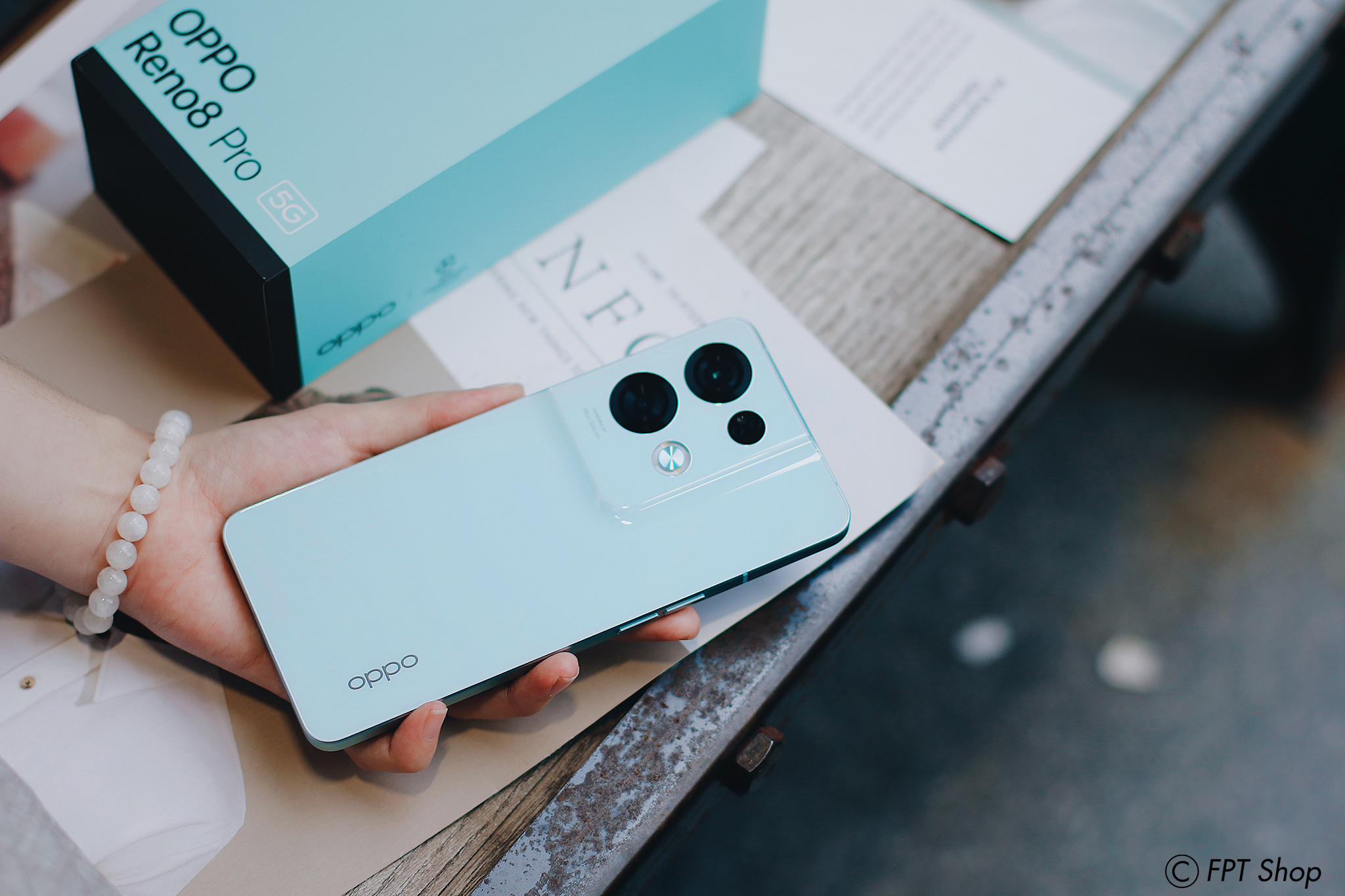 Đặt trước siêu phẩm OPPO Reno8 Pro tại FPT Shop, nhận bộ quà trị giá đến 2.790.000 đồng - 1