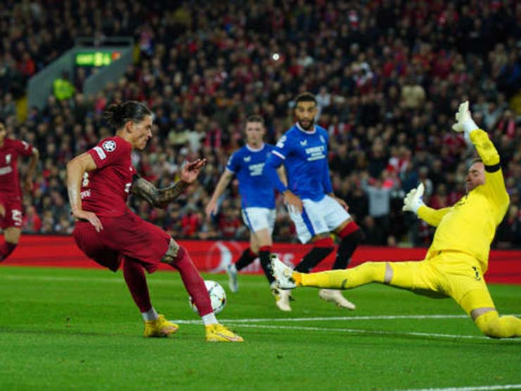 Bóng đá - Darwin Nunez quá đen: 4 lần bỏ lỡ bàn thắng vì gặp phải "người nhện"