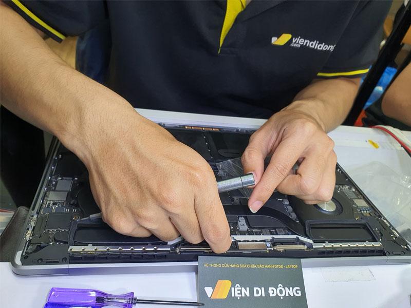 Một trung tâm sửa chữa uy tín, kỹ thuật cao sẽ khắc phục mọi vấn đề