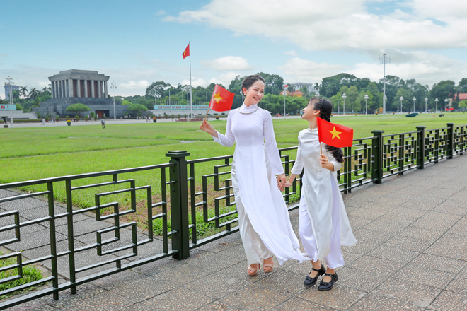 Diệu Thảo "Phía trước là bầu trời" đẹp yêu kiều, thanh thoát - 1