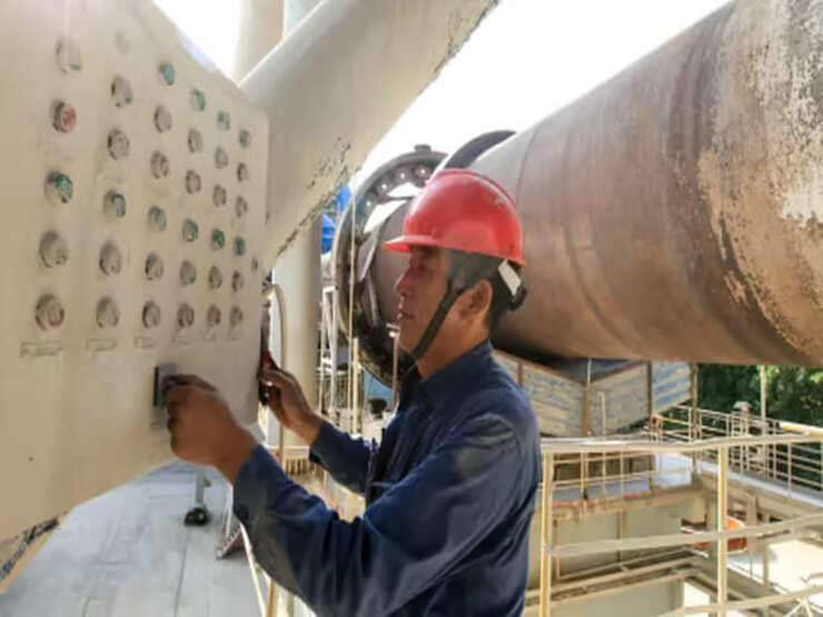 Kinh doanh - Chỉ một ngành của Trung Quốc sụt giảm, cả thế giới liên tục chao đảo