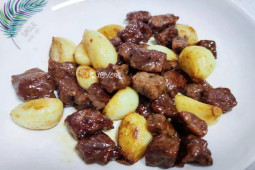 Ẩm thực - Bò cháy tỏi mềm ngon: Món ăn vặt quá hợp thưởng thức khi xem bóng đá