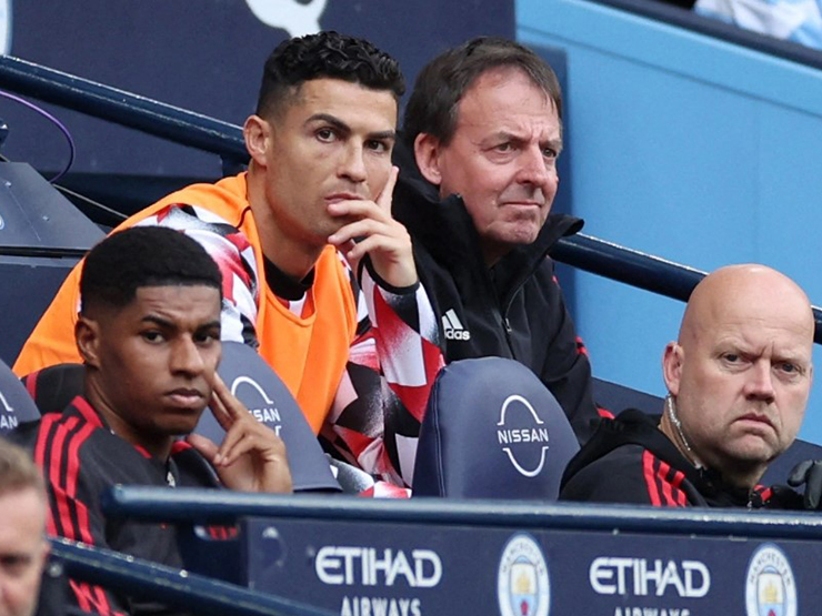 Bóng đá - Tin mới nhất bóng đá tối 8/10: Rooney khuyên Ronaldo hãy kiên nhẫn chờ cơ hội