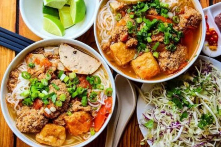 Ngon tuyệt vời món miến - bún riêu cua nấu kiểu Hà Nội cổ giờ rất ít...