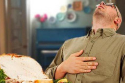 Sức khỏe đời sống - Những bất thường sau bữa ăn chứng tỏ bệnh ung thư dạ dày đang lặng lẽ phát triển, cần đi khám ngay