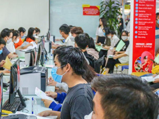 Giáo dục - du học - Sinh viên chưa nhập học có được tạm hoãn nghĩa vụ quân sự?