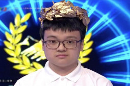 Bạn trẻ - Cuộc sống - Nam sinh giành vòng nguyệt quế mở màn "Đường lên đỉnh Olympia" 23 với 325 điểm