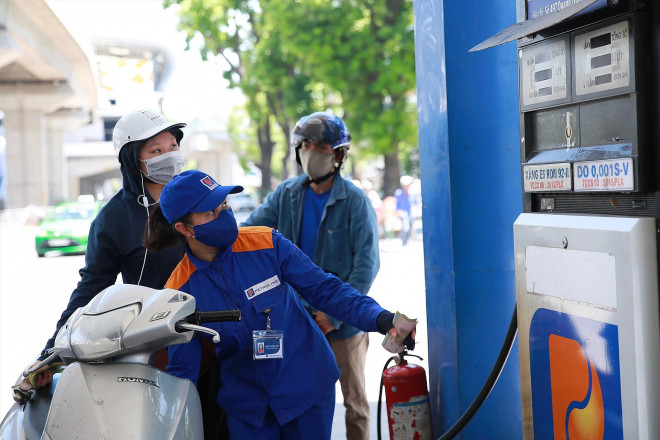 Giá xăng dầu trên thế giới tăng có thể ảnh hưởng tới thị trường Việt Nam.