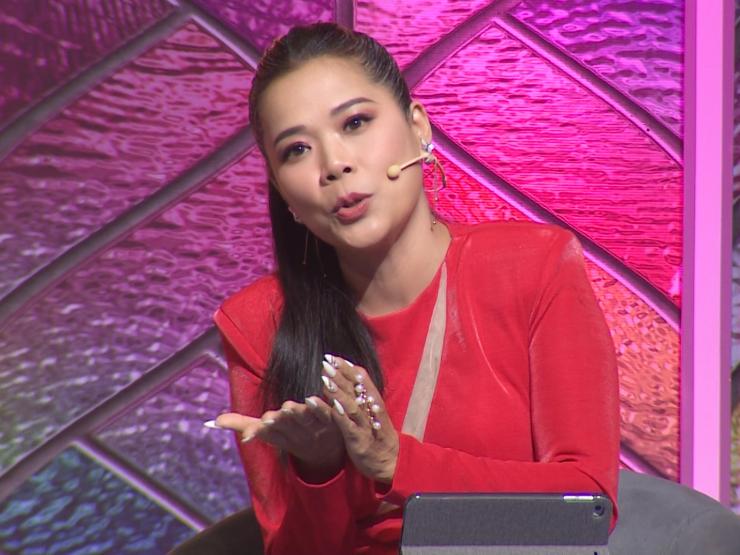 Ca nhạc - MTV - Nữ ca sĩ Việt cho bạn mượn 200 tỷ nói câu bất ngờ về “giọng hò Đồng Tháp”