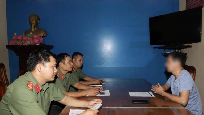 Lực lượng chức năng làm việc với đối tượng Nguyễn Kiên Quyết.