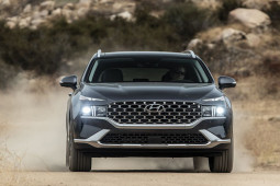 Tin tức ô tô - Giá xe Hyundai Santa Fe niêm yết và lăn bánh tháng 10/2022