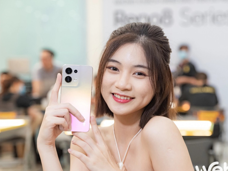 Thời trang Hi-tech - 4 smartphone 5G tầm trung có thiết kế đẹp nhất hiện tại