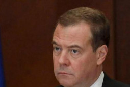 Thế giới - Ukraine phát lệnh truy nã ông Medvedev, Nga nói gì?