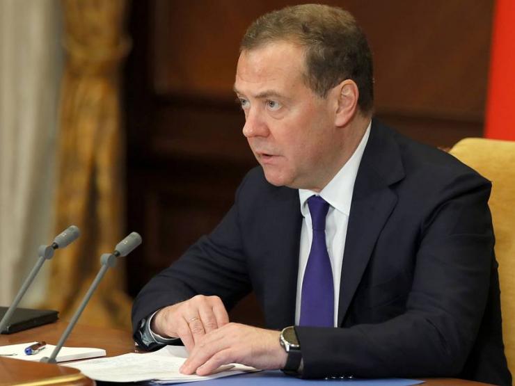 Ông Medvedev nói về cách Nga có thể đáp trả vụ đánh bom xe cầu Crimea