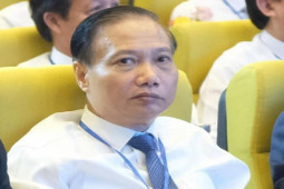 Tin tức trong ngày - Cho Phó bí thư Thường trực Tỉnh ủy, Chủ tịch HĐND tỉnh Ninh Bình nghỉ hưu trước tuổi