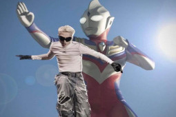 Nhạc - Sơn Tùng M-TP diện mốt "áo bó quần tụt" khiến dân mạng thi nhau chế ảnh hài hước