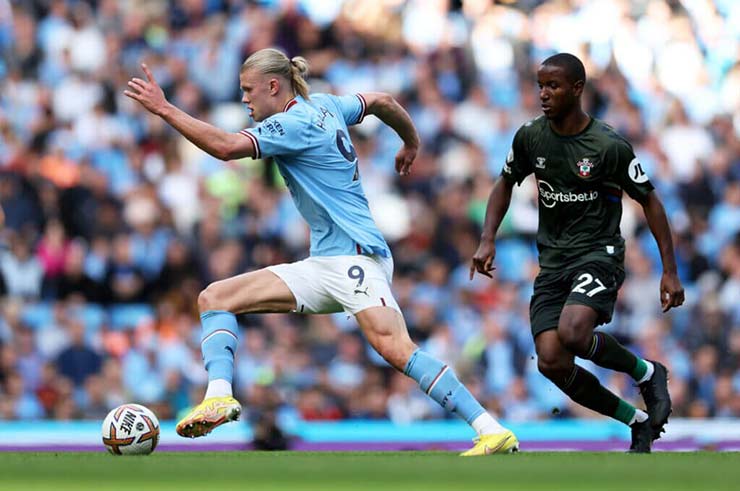 Haaland có điều khoản thanh lý hợp đồng với Man City nhưng "The Citizens" có quyền điều chỉnh lại điều khoản nếu tái ký