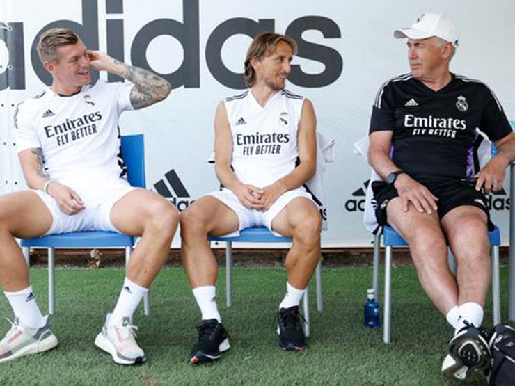 Bóng đá - Casemiro ra đi, Real “chốt” luôn Modric &amp; Kroos: 2 sao nước Anh sắp thay thế?