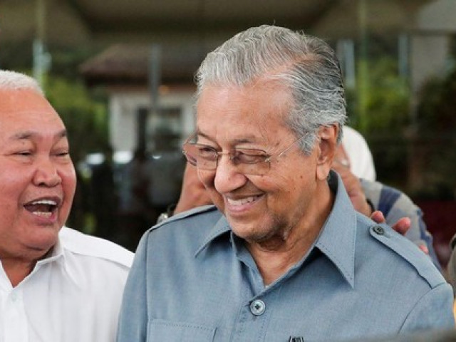 Thế giới - Cựu thủ tướng 97 tuổi của Malaysia sẽ tái tranh cử