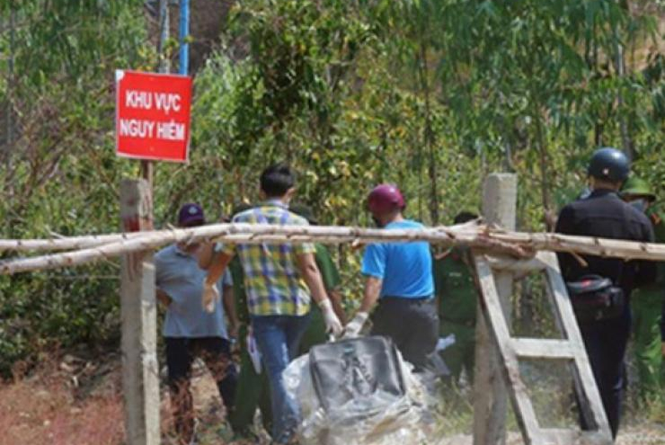 Công an làm việc với người nghi liên quan vụ án thi thể trong vali 2 năm trước