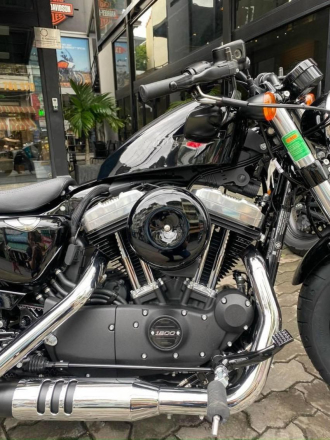 Có gì trên chiếc xe cổ điển Harley-Davidson 48? - 4