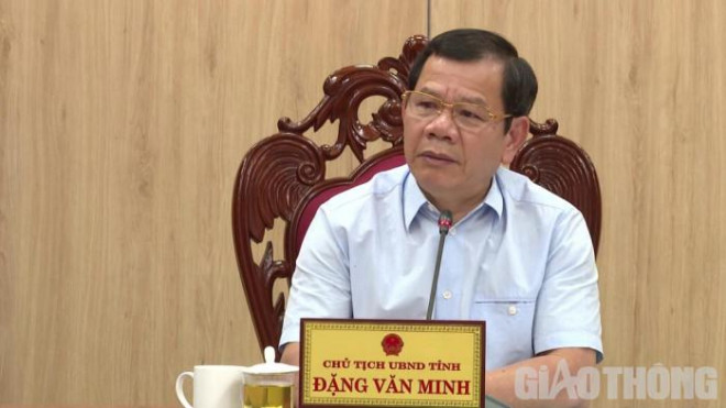Chủ tịch UBND tỉnh Quảng Ngãi Đặng Văn Minh yêu cầu các hồ thủy điện, thủy lợi lớn trên địa bàn tỉnh này phải đồng loạt xả lũ để tránh lũ chồng lũ trong những ngày tới.