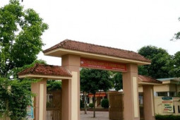 Pháp luật - Nam sinh lớp 11 đâm bạn lớp 12 tử vong khai "do chống đỡ màn đánh hội đồng"