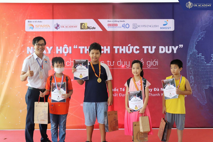 Học viện Toán tư duy Sparta - Chinh phục tư duy trí tuệ Việt - 1