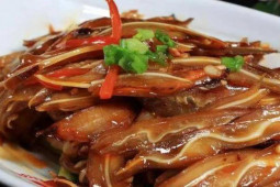 Ẩm thực - Thử làm tai heo kho tộ đậm đà ngon cơm