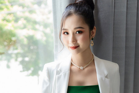 Hoa hậu Nguyễn Thanh Hà được quê hương Bến Tre vinh danh