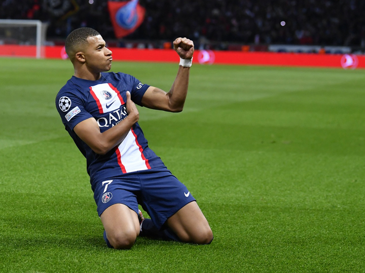 Bóng đá - Mbappe ghi danh lịch sử PSG ở Cúp C1, sếp lớn nói gì về tương lai "Cậu bé vàng"?
