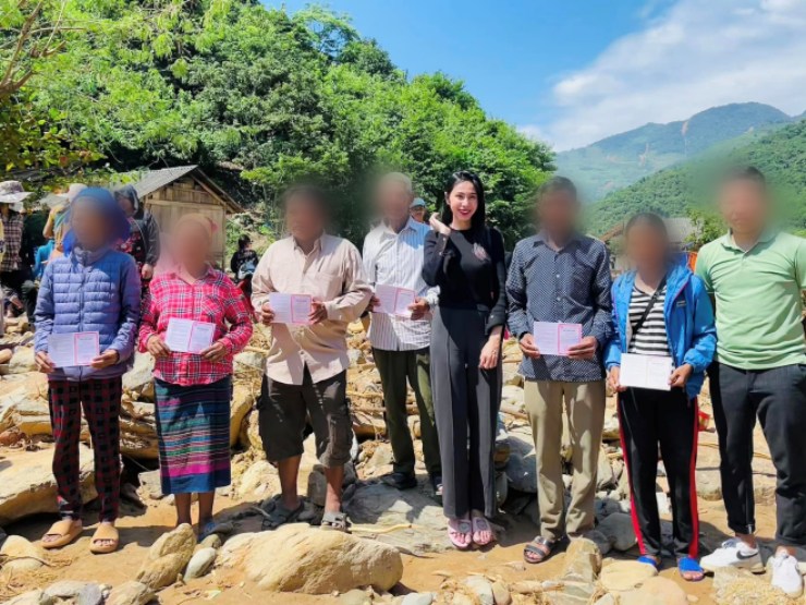 Đời sống Showbiz - Thủy Tiên tức tốc ra Nghệ An, có quyết định đặc biệt hỗ trợ người dân