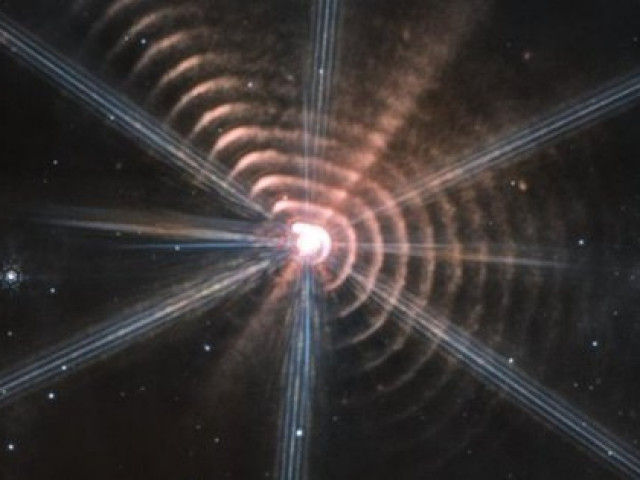 Công nghệ thông tin - NASA công bố ảnh vật thể khiến các chuyên gia thốt lên "người ngoài hành tinh"