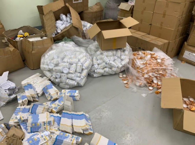 Thực phẩm chức năng do các đối tượng làm giả.