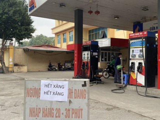 Thị trường - Tiêu dùng - Nhiều cây xăng đóng cửa, Phó Thủ tướng chỉ đạo khẩn với Bộ Công Thương