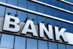 Kinh doanh - Loạt mã mất gần 60% giá trị: Cổ phiếu ngân hàng đã xuống vùng giá hấp dẫn?