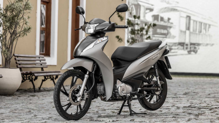 Cận cảnh xe số 2023 Honda Biz 125 mới ra mắt, đẹp nao lòng - 1