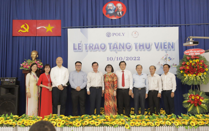 Lễ trao tặng thư viện tri thức cho trường TH Trương Văn Thành, TP. HCM