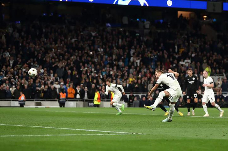 Tottenham sáng cửa đi tiếp Cúp C1: Kane gặp dớp penalty, Conte báo tin dữ - 3