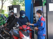 Thị trường - Tiêu dùng - Xem xét rút ngắn thời gian điều hành giá bán lẻ xăng dầu