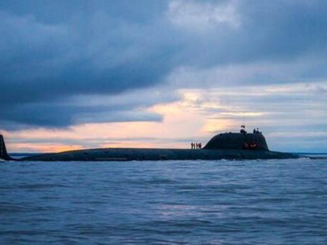 Hai tàu ngầm hạt nhân Nga tập trận phóng tên lửa hành trình